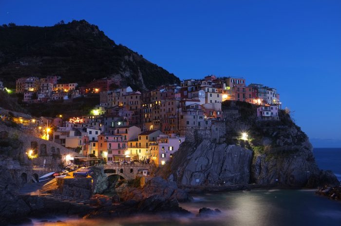 cinque terre 828614 1920